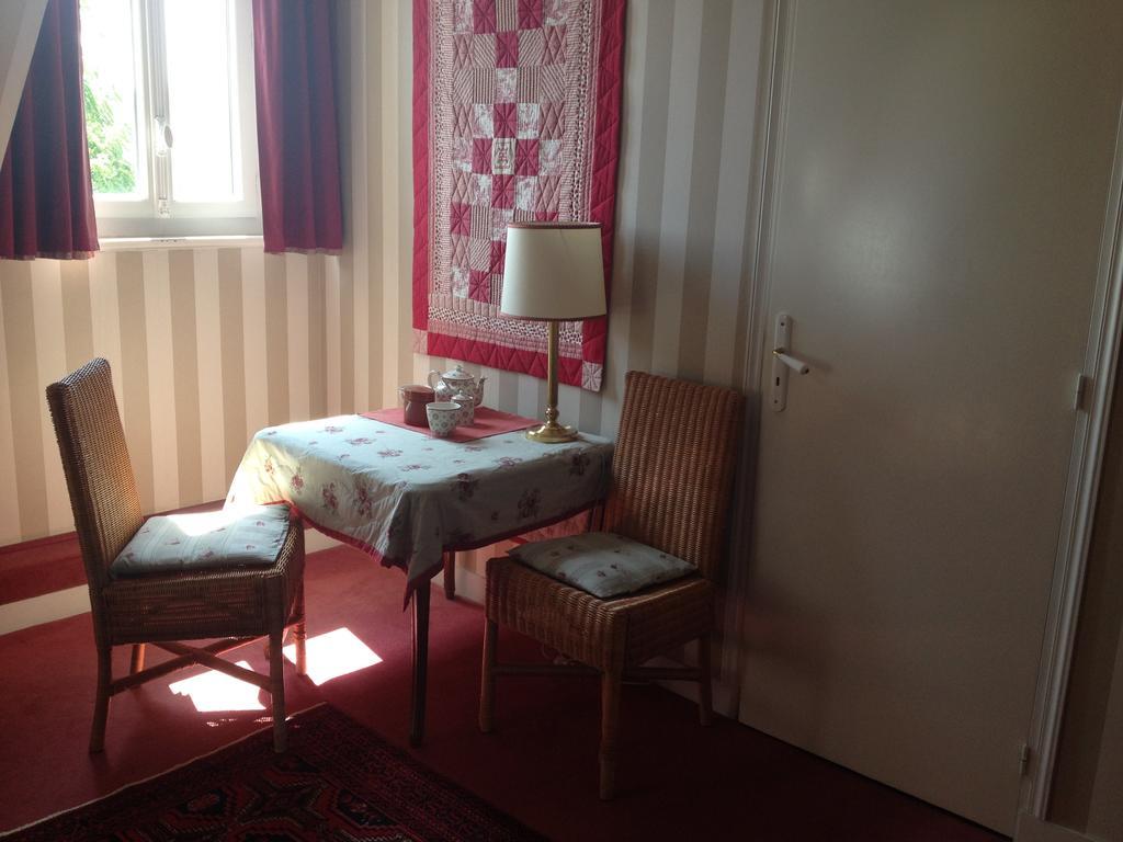 Bed and Breakfast La Liniere Ла-Ривьер-Сен-Совёр Номер фото